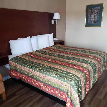 Conway Express Inn Bagian luar foto